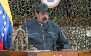 Maduro pide a militares “defender su Gobierno de los imperios”