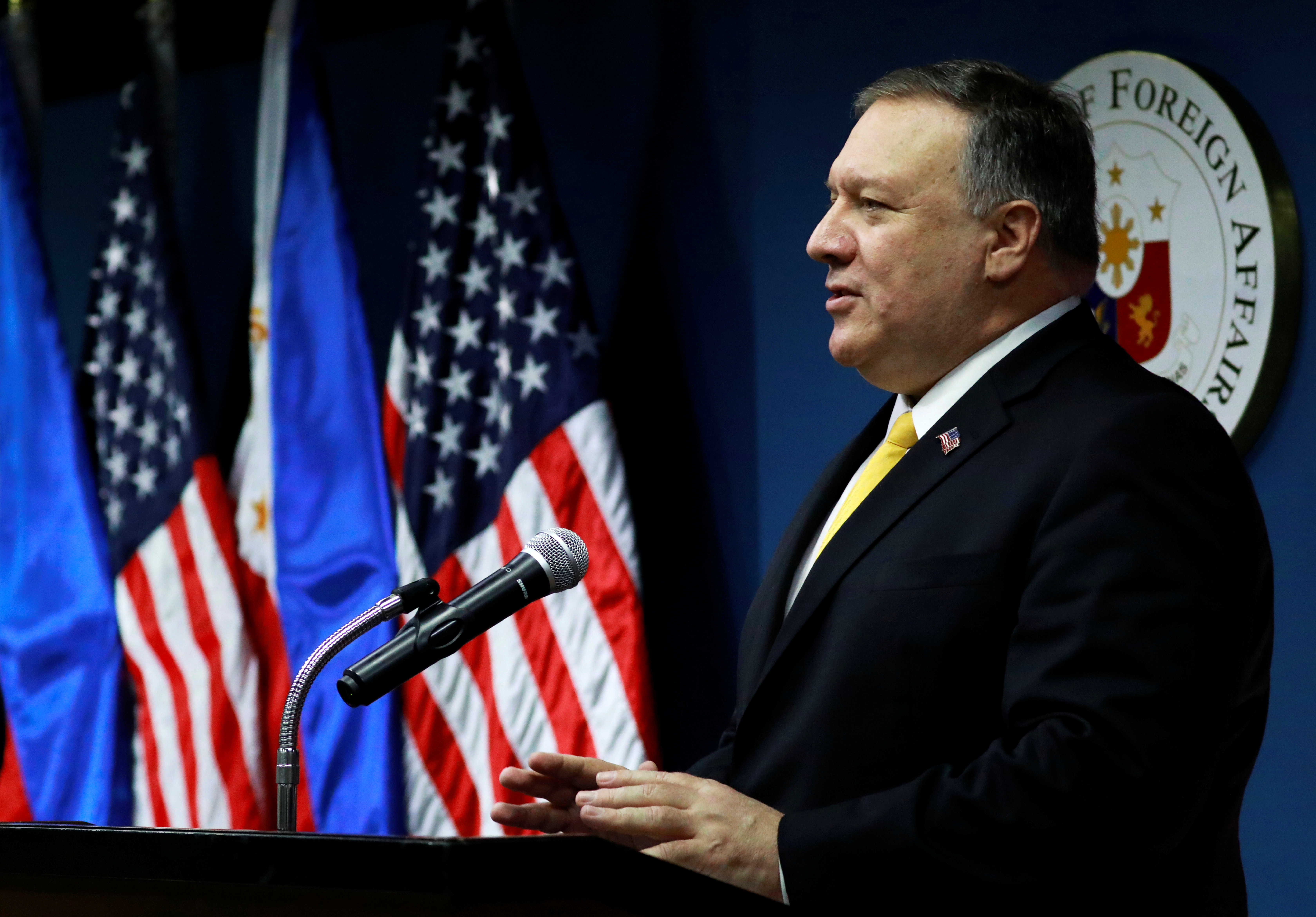 Pompeo: Maduro llama a quitar las manos de Venezuela mientras promueve el saqueo de Rusia y Cuba