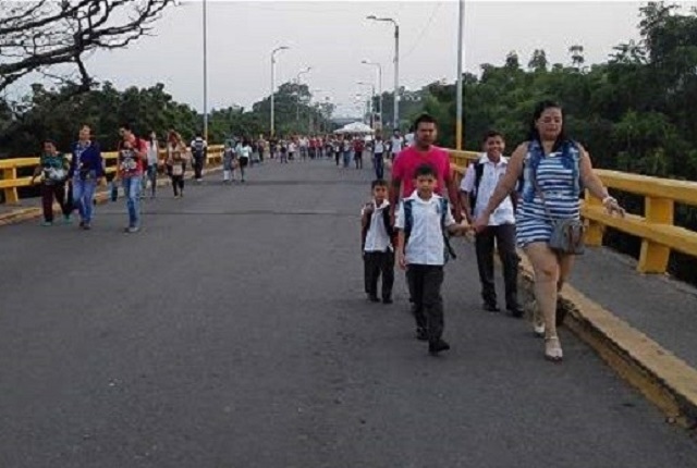 Olivares: Presión de niños y madres hizo que lograran ir a las escuelas en Cúcuta (Videos) #11Mar