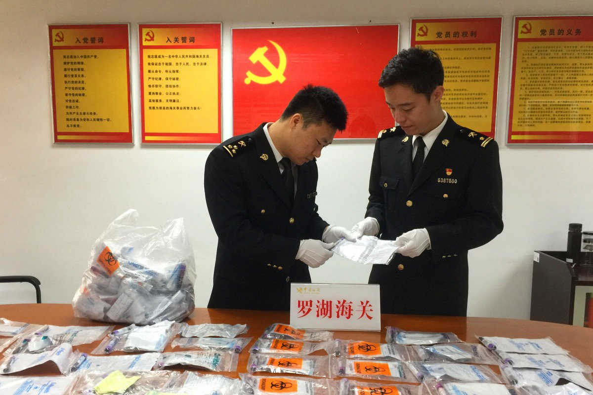 Detienen en China a niña que transportaba en un morral más de un litro de sangre de embarazadas