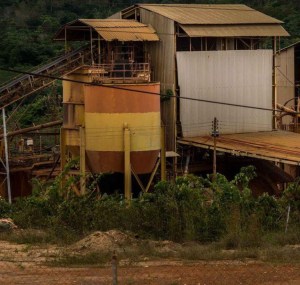 Al menos tres muertos tras incursión de las Fanb en una mina de El Callao