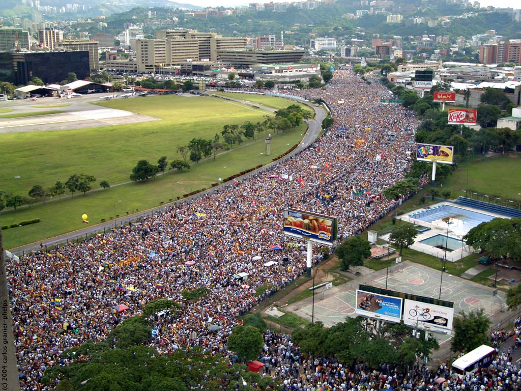 El 11 de abril de 2002, la marcha que no llegó a Miraflores (Videos)