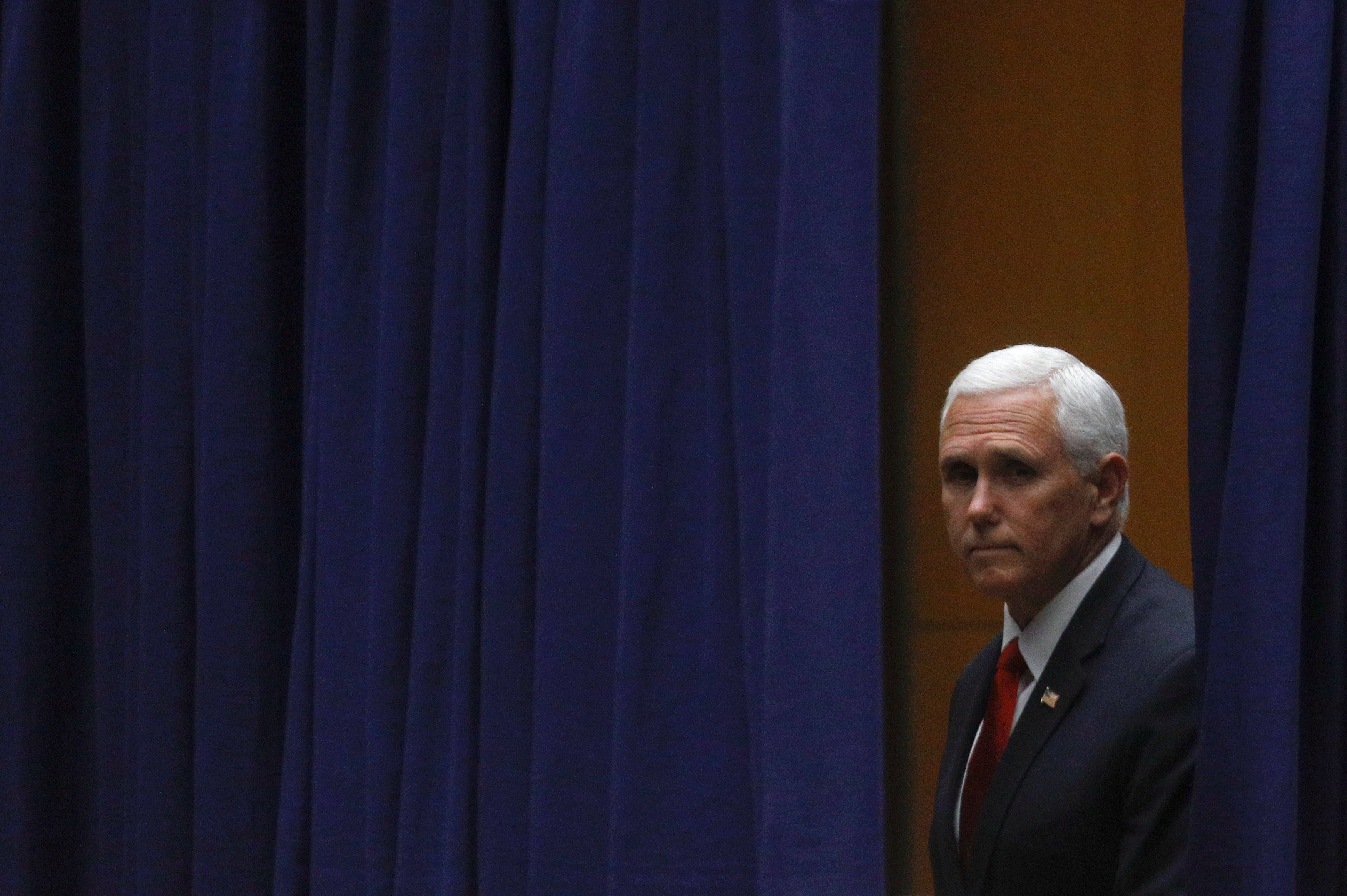 Pence insta a militares venezolanos abandonar la dictadura de Maduro y ponerse a favor del pueblo