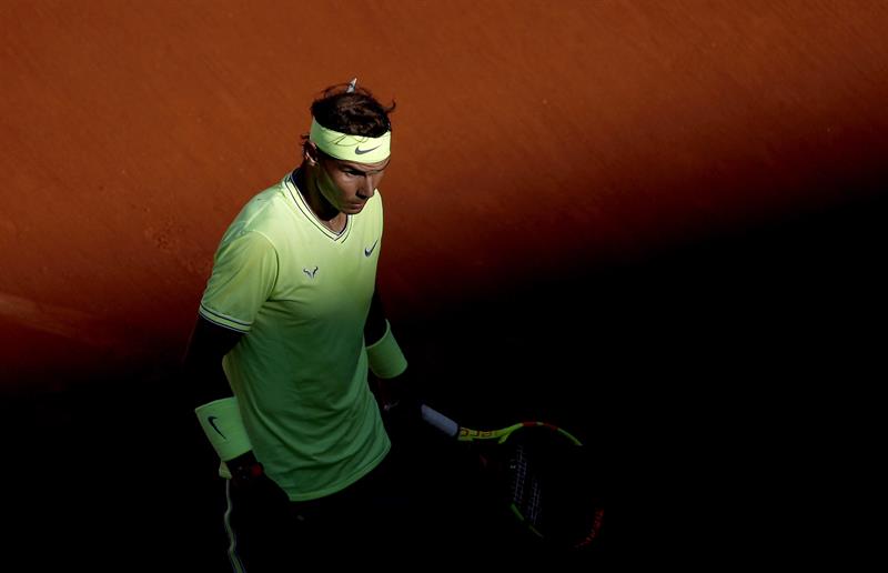 Nadal avanza a octavos pero pierde un set ante Goffin