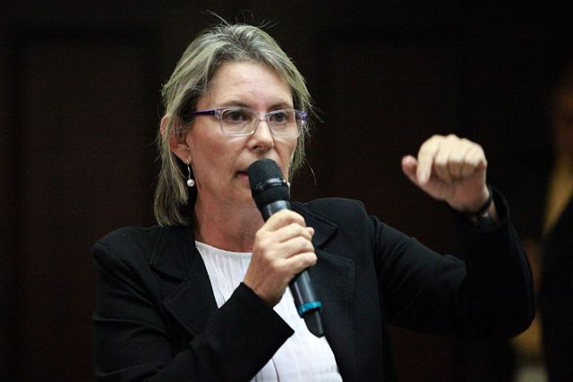 Diputada Lozano alertó a colaboradores del régimen de Maduro sobre la justicia internacional
