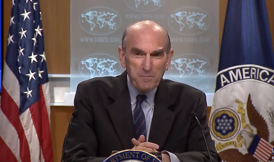 Trump no ha perdido el interés en la crisis venezolana, afirma Elliott Abrams