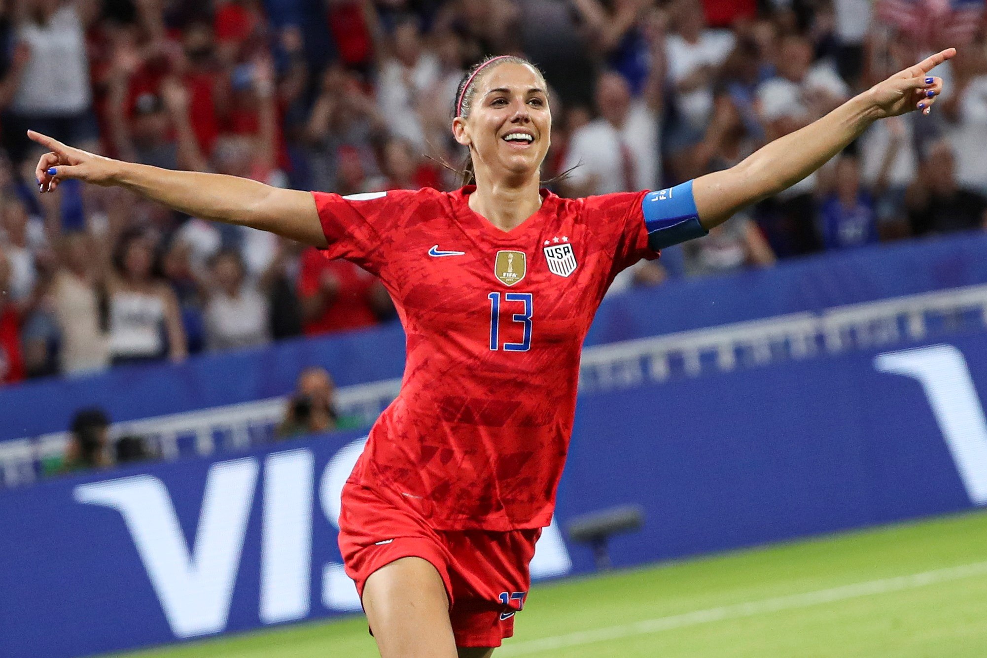 El provocativo baile de Alex Morgan te dará razones para tener un buen día (VIDEO+GOLAZO)