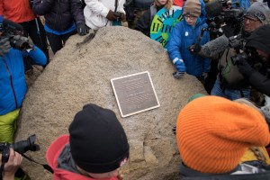 Realizan funeral al primer glaciar muerto en Islandia (FOTOS)