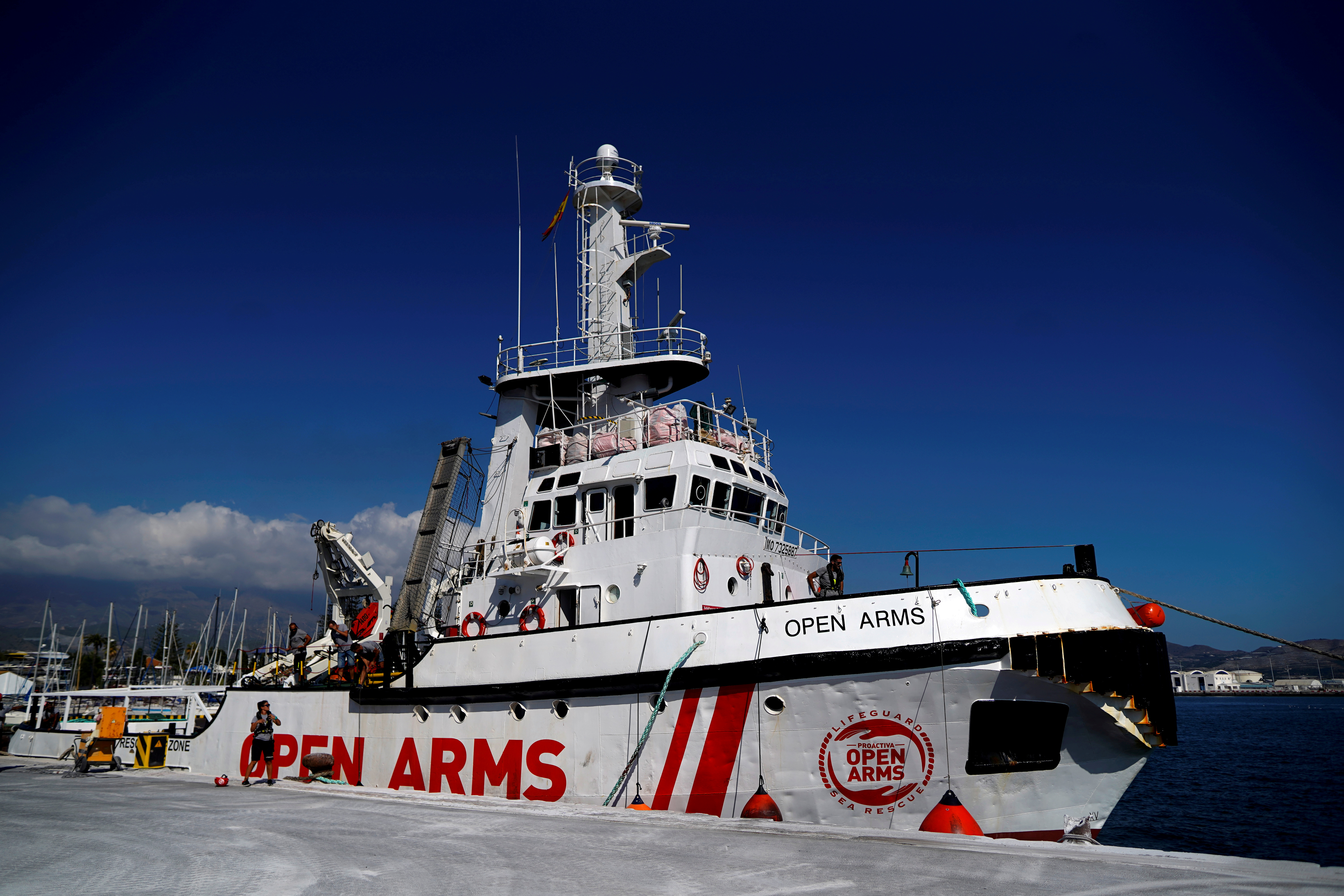 España propone acoger al barco humanitario Open Arms en puerto de Algeciras