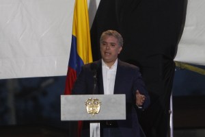 Duque celebró la circular roja de Interpol contra Santrich, protegido por el régimen de Maduro