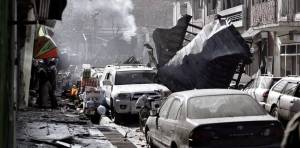 Al menos dos muertos en atentado contra un autobús de una televisora en Kabul