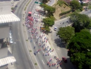 LA FOTO de chavistas marchando que hará temblar a Trump… pero de la risa
