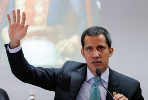 Guaidó afirma que será presidente encargado de Venezuela “hasta lograr una elección”