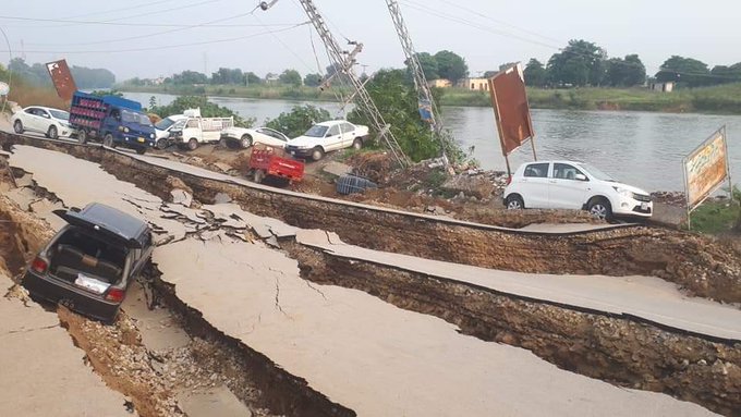 Terremoto de 5.2 en Pakistán causa 19 muertos y más de 300 heridos