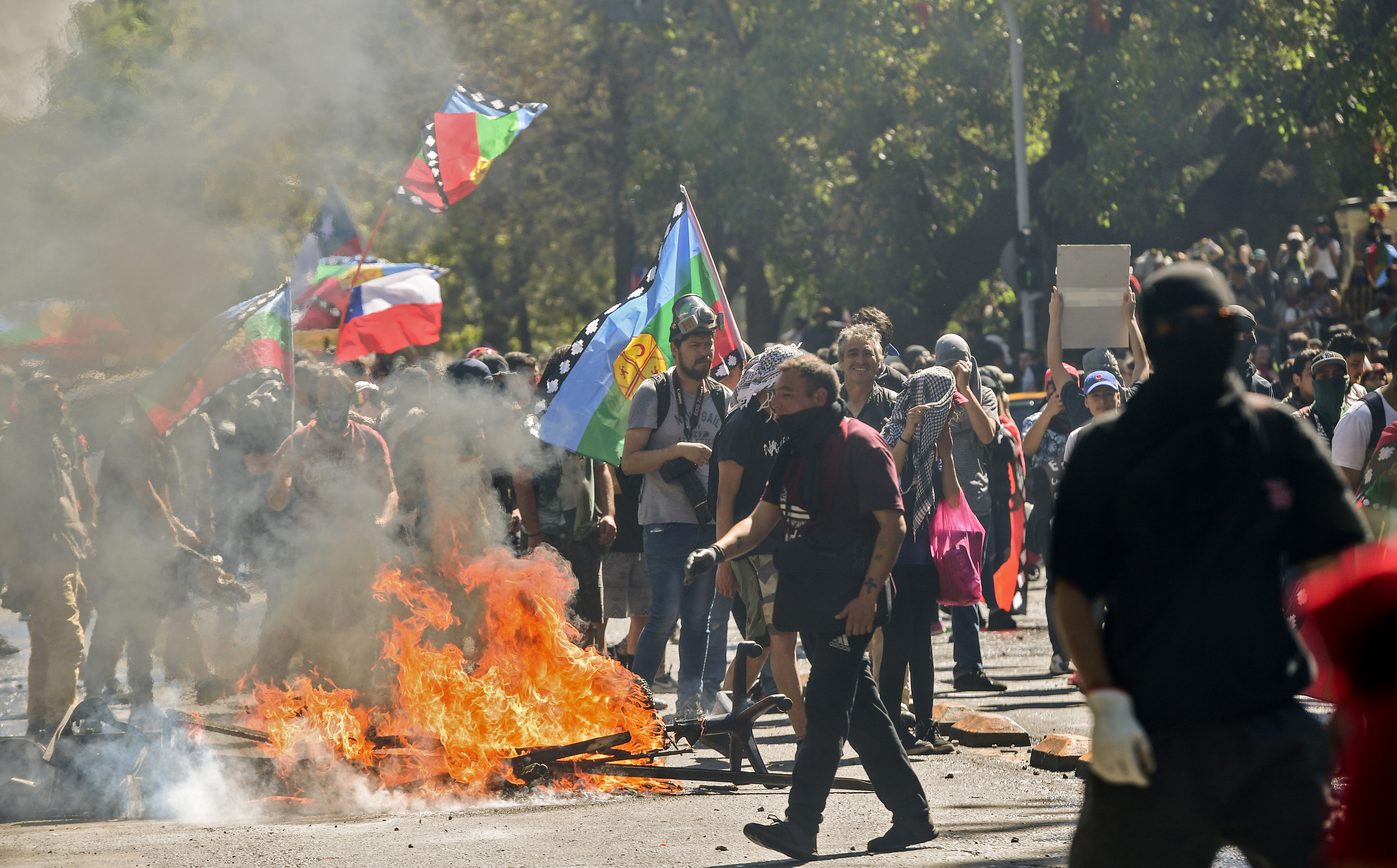 Chile cancela la cumbre mundial del clima y el foro Asia-Pacífico debido a las protestas