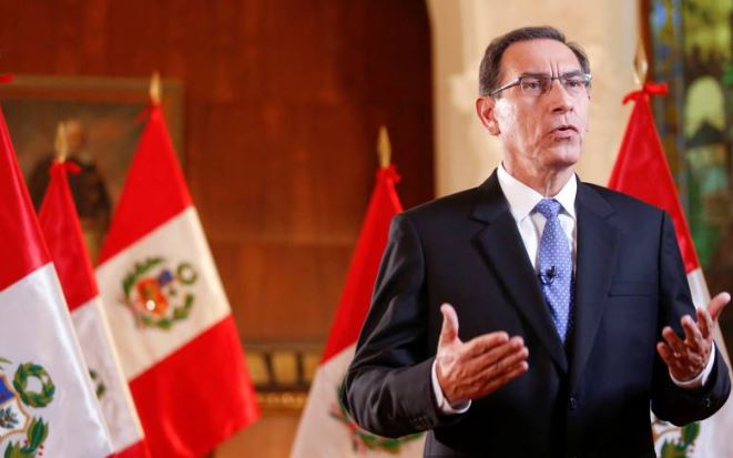 Presidente peruano busca nuevos ministros tras disolver el Congreso