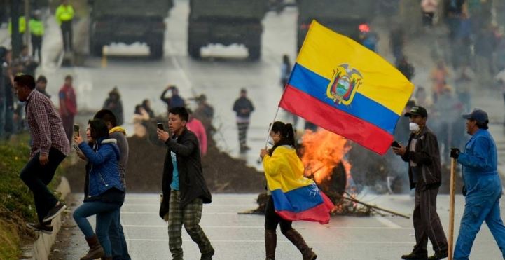 Chile rechaza cualquier acción foránea que desestabilice Ecuador