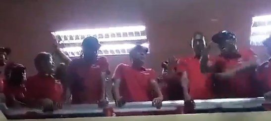 EN VIDEO: Así fue cómo trabajadores del Puerto de La Guaira se le alzaron al régimen para exigir salarios dignos #18Oct