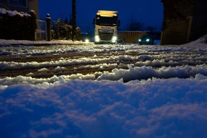 En Francia más de 300 mil hogares sin electricidad por llegada de nevadas (Fotos)