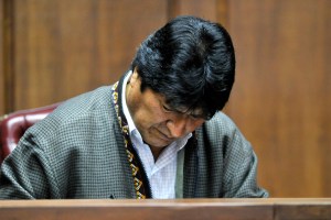Fiscalía de Bolivia confirmó que Interpol activó una notificación azul para Evo Morales