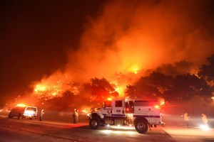 EN FOTOS: Nuevo incendio forestal en California forza evacuación de más de 4.000 personas