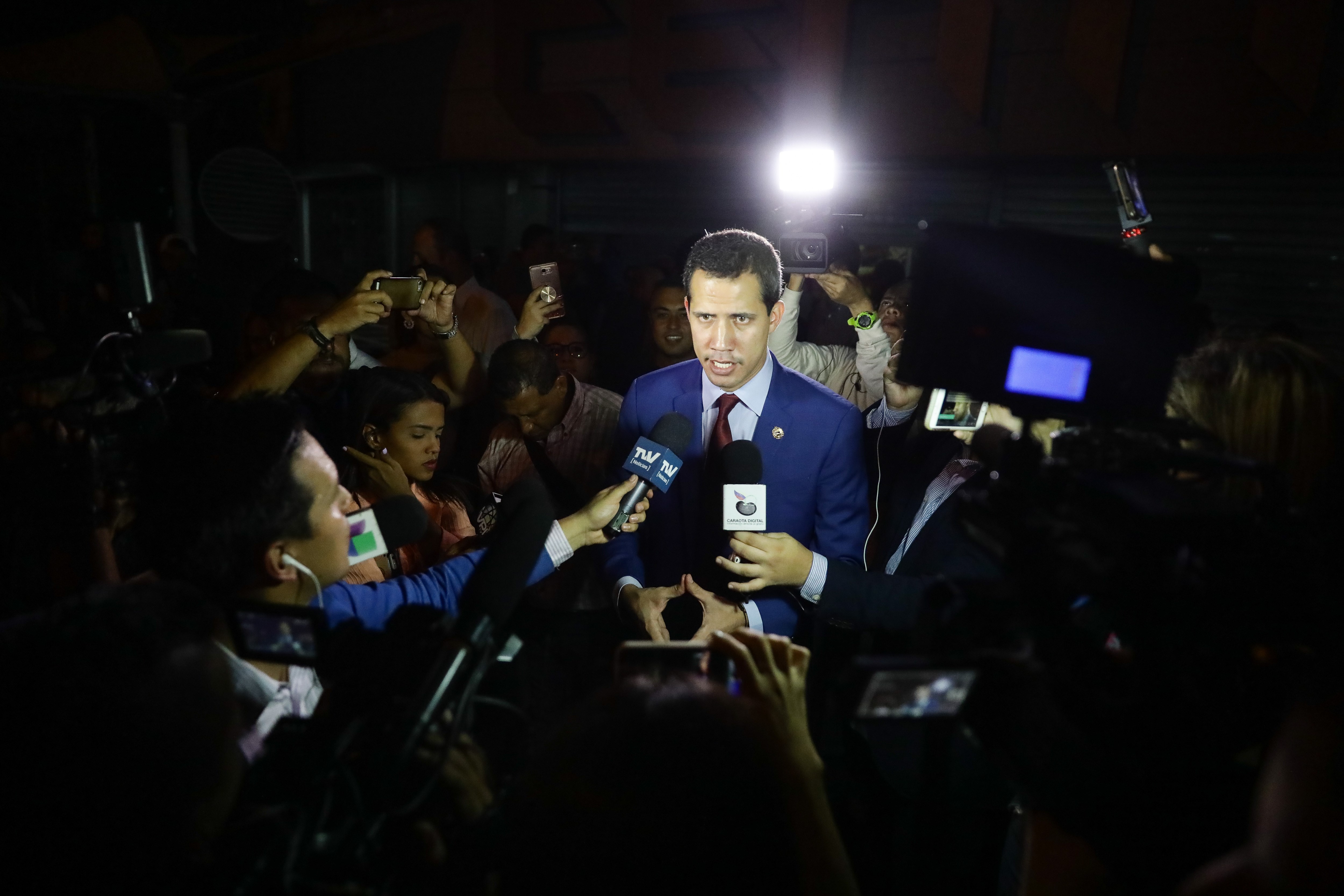 Juan Guaidó aplaudió la gran jornada democrática del pueblo chileno