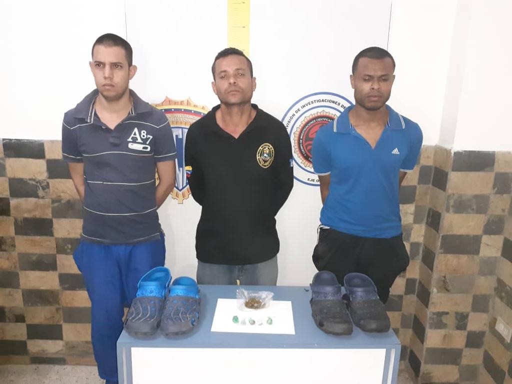 Detienen a alguacil por vender presunta droga a detenidos