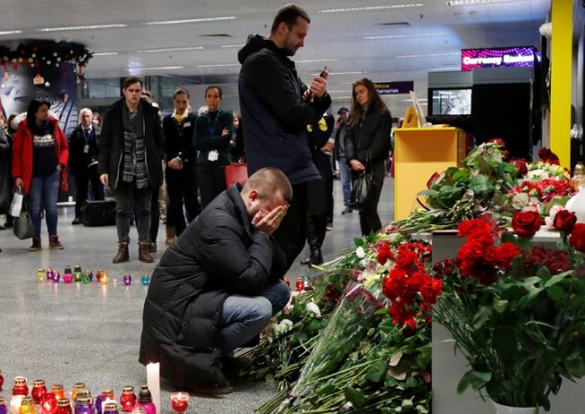 Las siete teorías que analiza Ucrania sobre la caída del avión en Irán