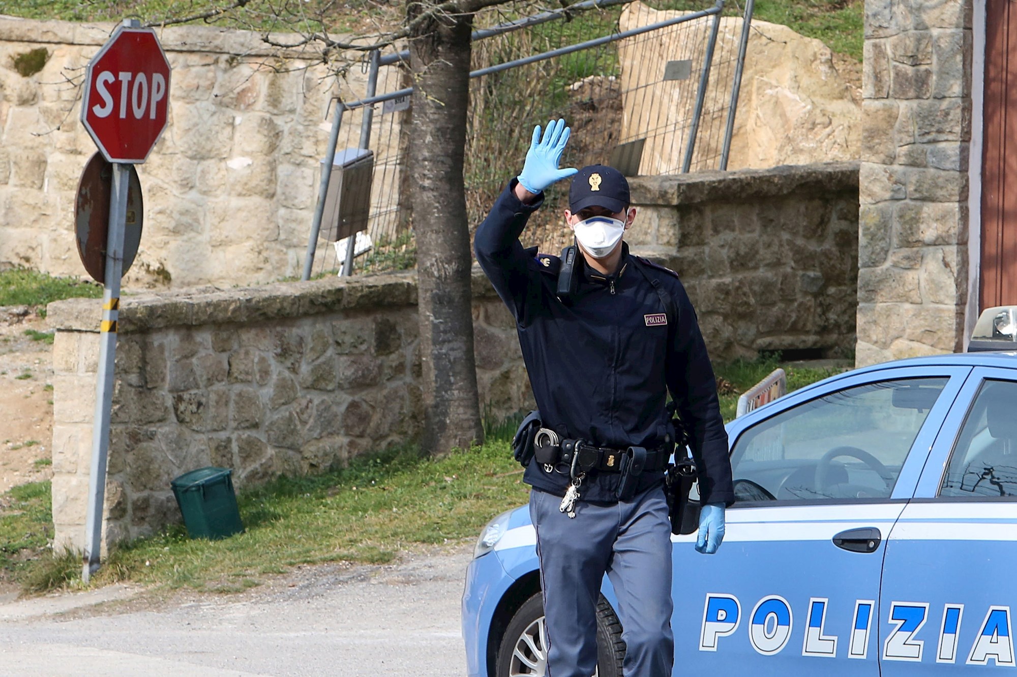 Autoridades italianas instan a no ilusionarse por reducción de contagios