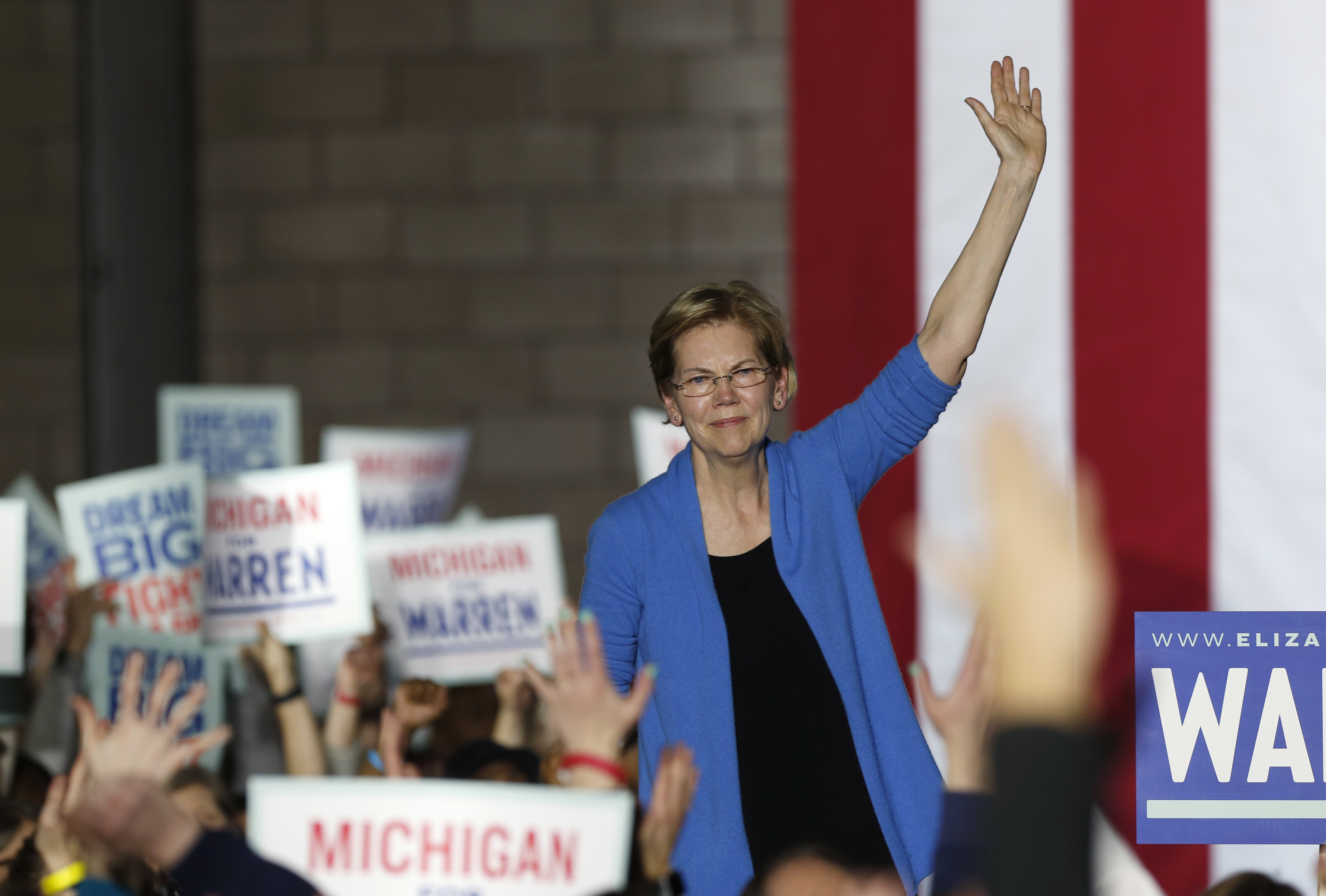 Elizabeth Warren va a retirarse de la carrera demócrata a la Casa Blanca