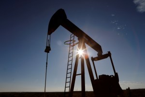 Estados Unidos reanudará la perforación de petróleo y gas en terrenos públicos
