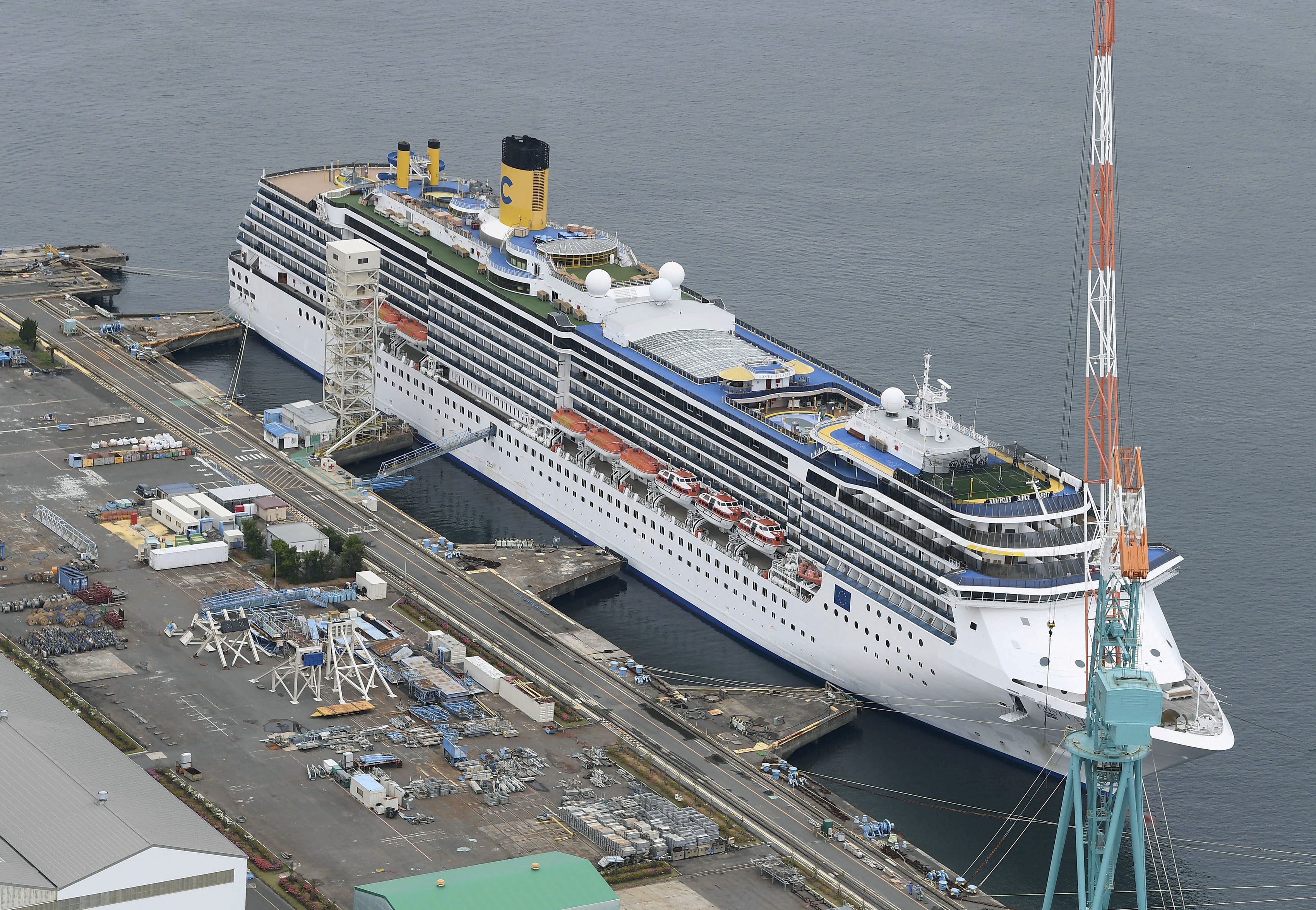 Un crucero italiano atracado en Japón registra 48 casos de coronavirus