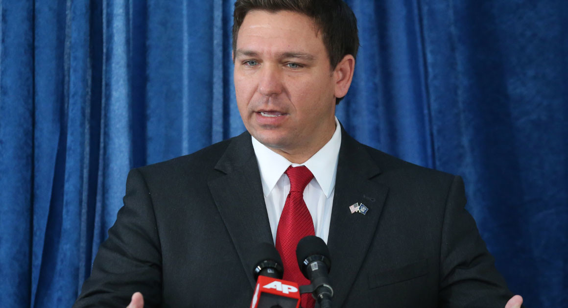 El gobernador Ron DeSantis “no tiene prisa” para levantar las restricciones en Florida