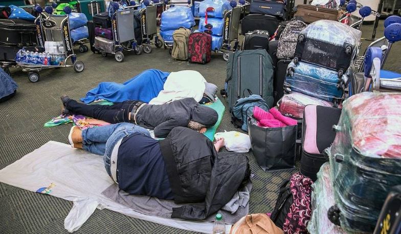 Venezolanos varados en Miami solicitan apertura de espacio aéreo para regresar a su país