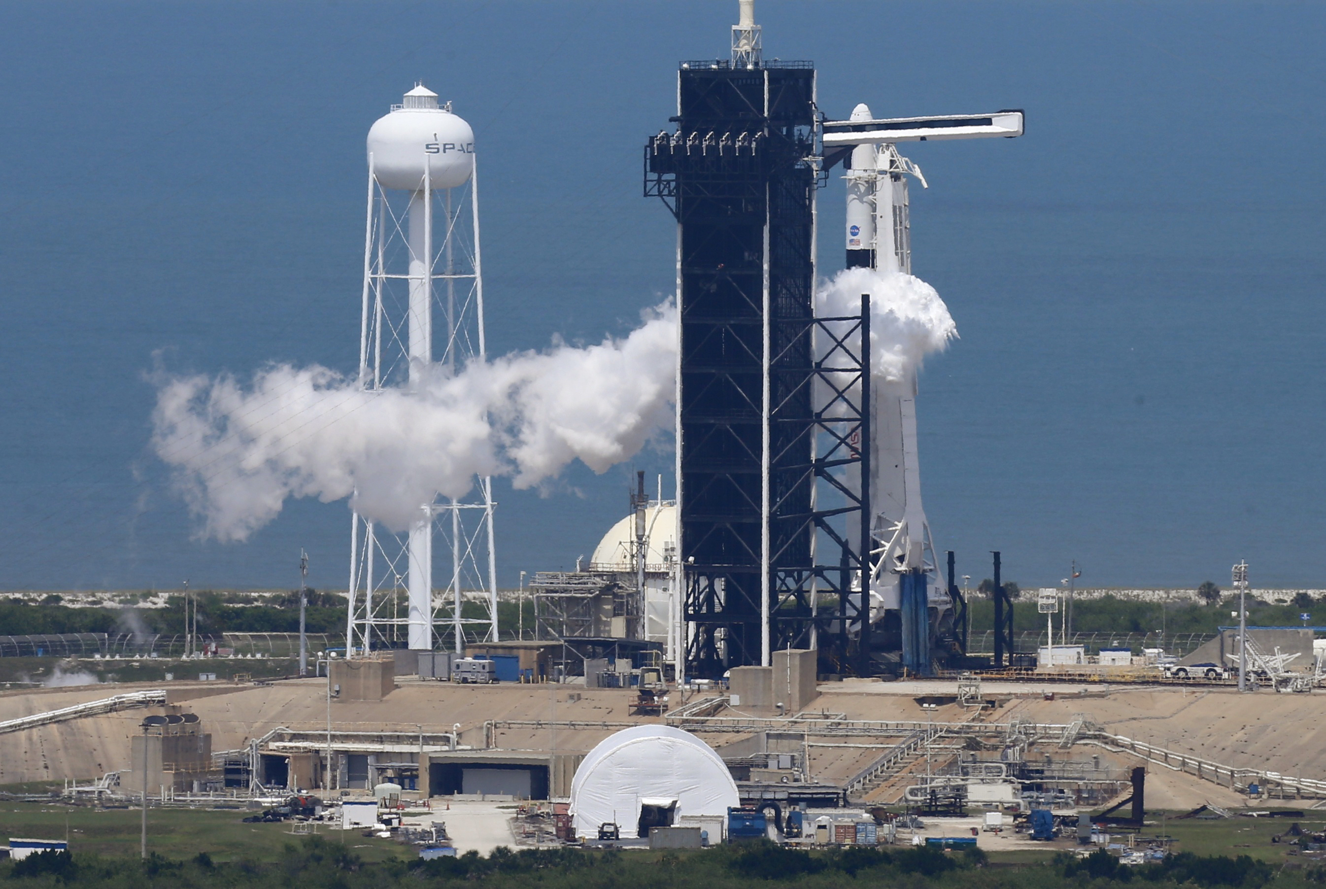 SpaceX canceló el lanzamiento del Falcon 9 a segundos del despegue