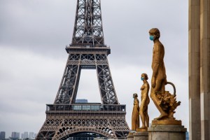 Habrán quiebras y despidos en los próximos meses en Francia, advierte ministro de Economía