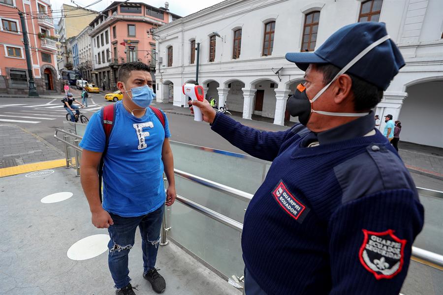Ecuador suma 452 positivos y supera barrera de 50.000 contagios por Covid-19