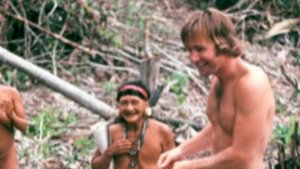 Fotos INÉDITAS: Momento en que una tribu aislada hizo contacto por primera vez con exterior