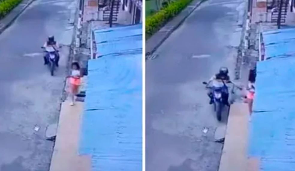 Captaron a depravado tocando a una niña mientras la perseguía con su moto en Colombia