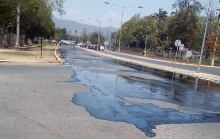Régimen de Maduro admite derrames de petróleo y anuncia supuesta “limpieza” de las costas venezolanas