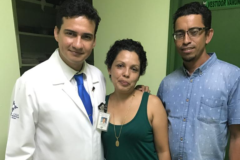 Insólito: El régimen de Nicaragua despidió al pionero del tratamiento del cáncer de hígado y este se enteró por Facebook (Foto)
