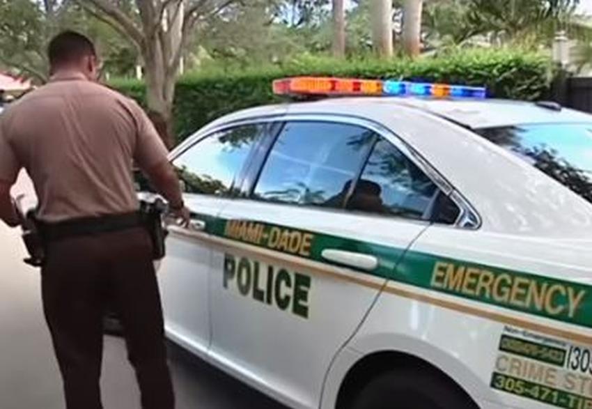 Fiscalía de Miami-Dade acusó a tres policías de uso excesivo de la fuerza