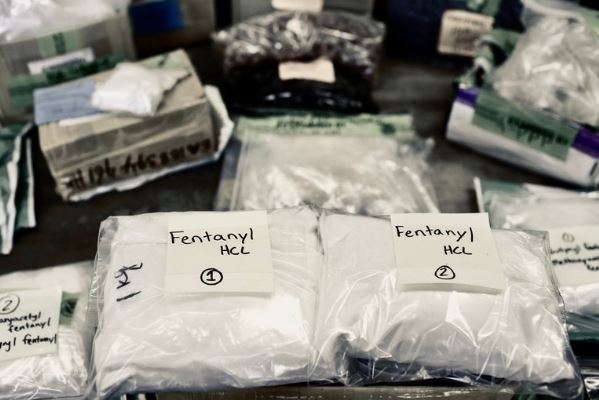 De Wuhan a los carteles de la droga en México: Cómo se extiende la epidemia del fentanilo
