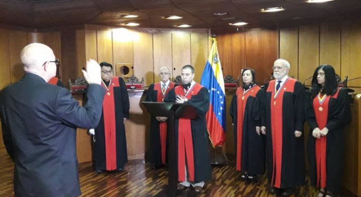 ¿Quién es Leonardo Morales, el nuevo rector exprés del CNE írrito?