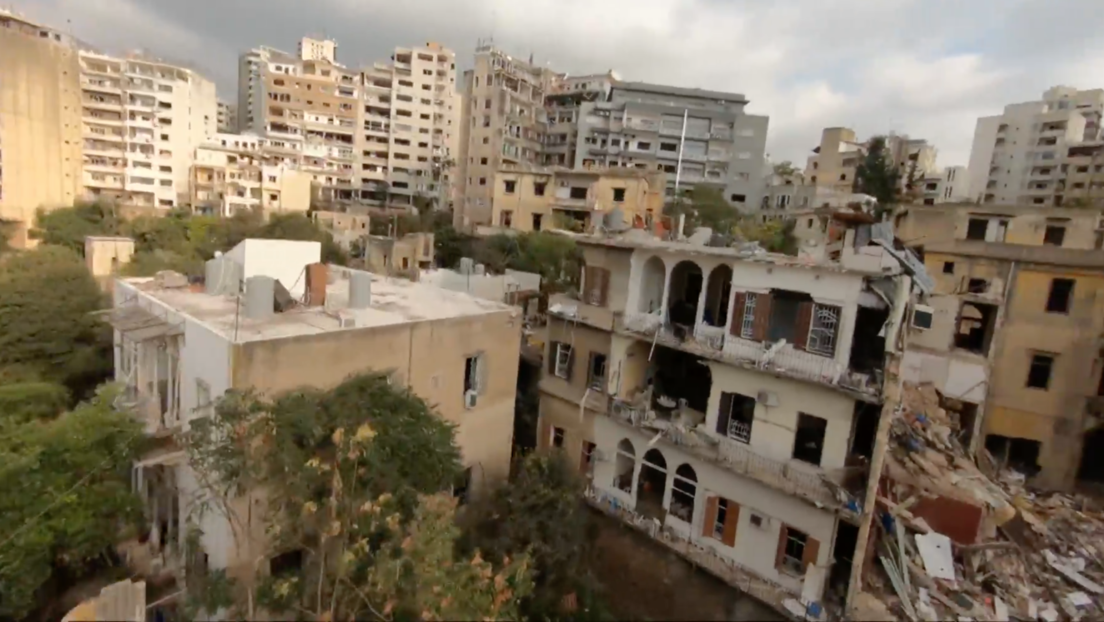 Imágenes aéreas de dron muestran la magnitud de la destrucción de las mortíferas explosiones de Beirut (Video)