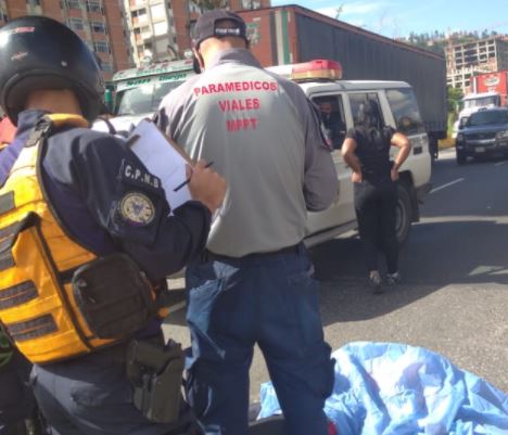 Mujer de nacionalidad dominicana murió arrollada en la autopista Valle-Coche este #29Ago