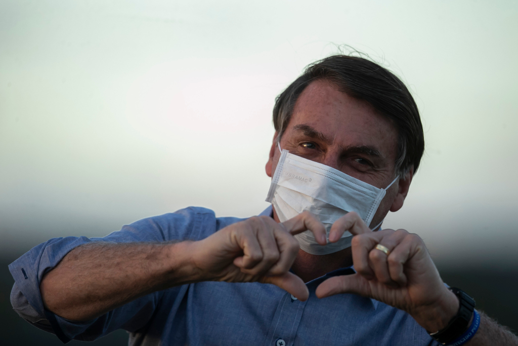 Bolsonaro recibe el alta tras un día hospitalizado por una cirugía renal