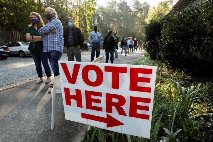 Más de 50 millones de estadounidenses han votado en las elecciones anticipadas