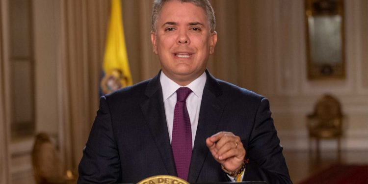Gobierno colombiano ordena acelerar la seguridad en región de nuevo amenazada