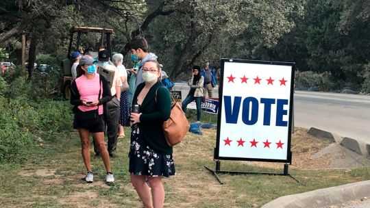 Texas protagonizó una gran participación durante el primer día de votación anticipada